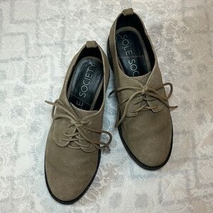 SOLE SOCIETY Breeland Taupe Cow Suede Loafers, Oxford Lace-Up Shoes, Size 6 -EUC